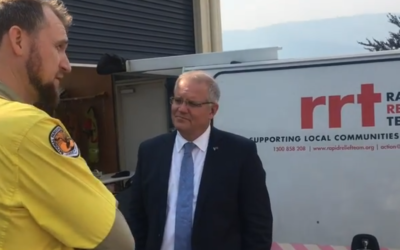 RAPID RELIEF TEAM HELPS FIRIES FIGHT FIRES