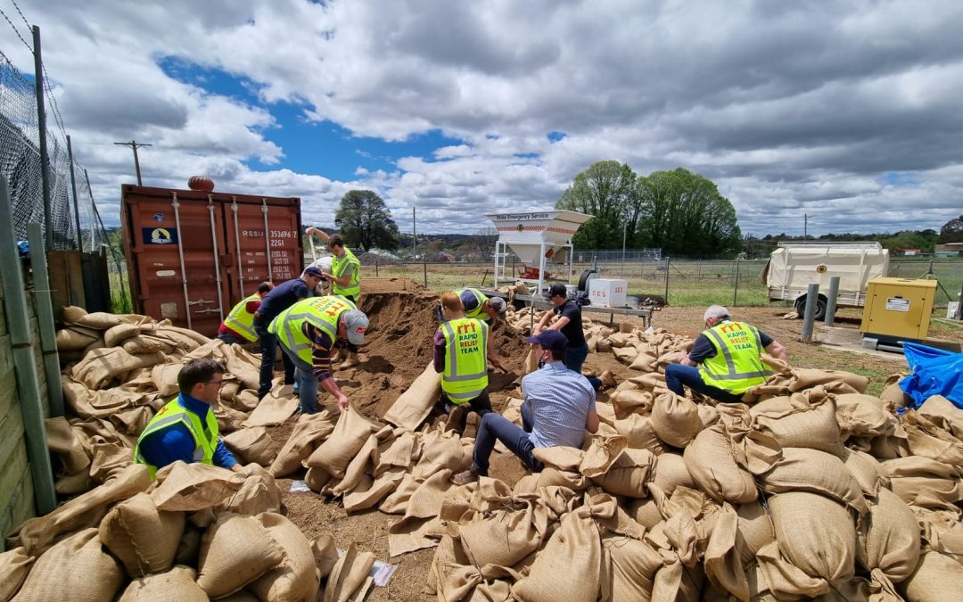 RAPID RELIEF TEAM PITCH IN AS PART OF ARMIDALE TORNADO CLEAN UP